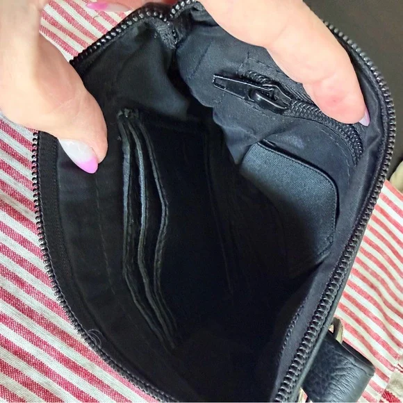 Black Studded belt bag - Picture 4 of 6